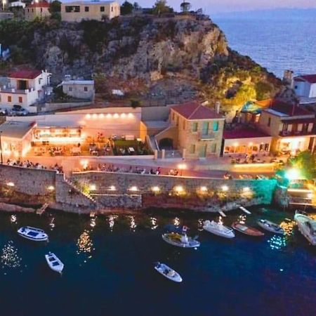 Κατοικία 80 Τ.Μ. Δίπλα Από Την Θάλασσα Στην Ελιά. Elia  Buitenkant foto